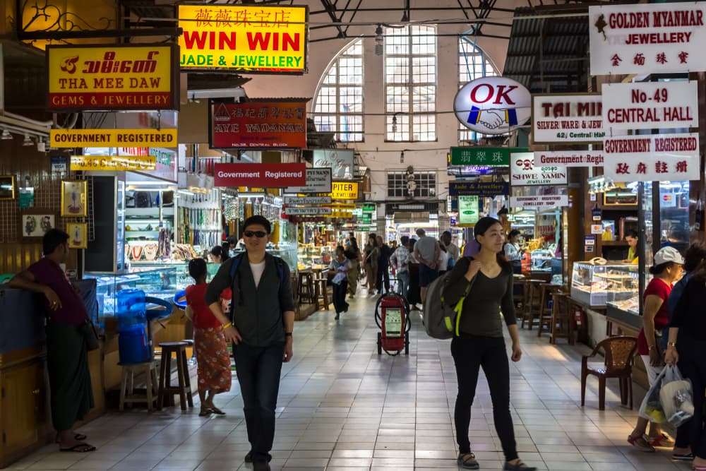 Bogyoke Market