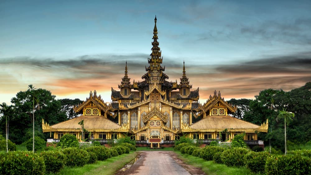 kambawzathardi palais dor roi bayinnaung bago